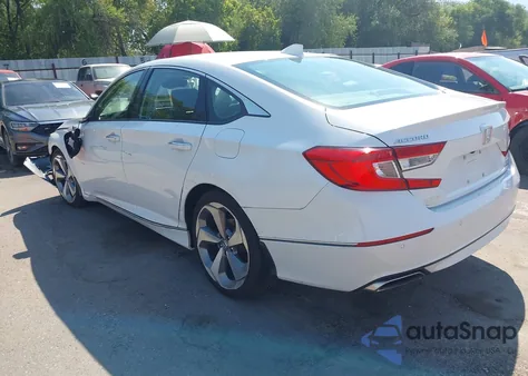 2020 Honda Accord Touring z USA, uszkodzony, nr VIN 1HGCV2F93LA018119